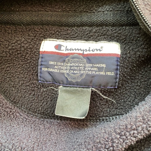 Champion Black Fleece Vest, size small, 25$ - Picture 3 of 4